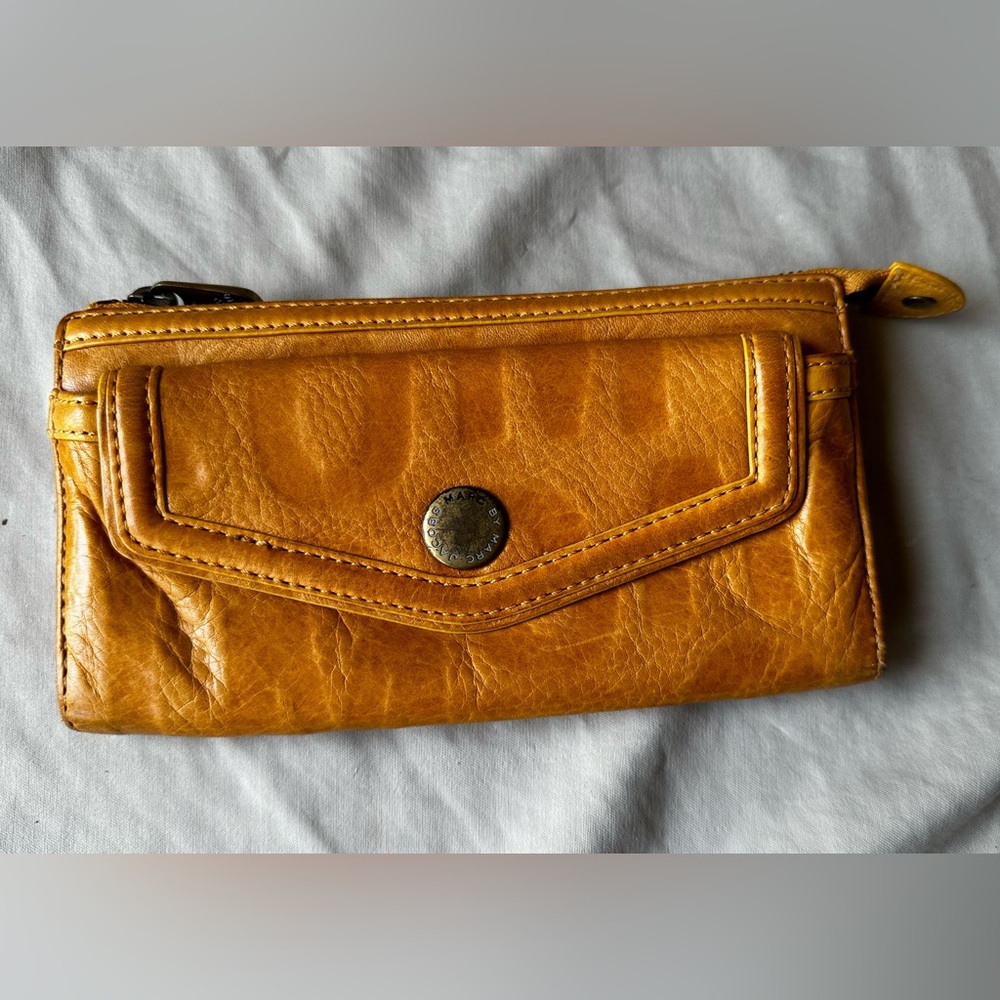 Marc Jacobs wallet
